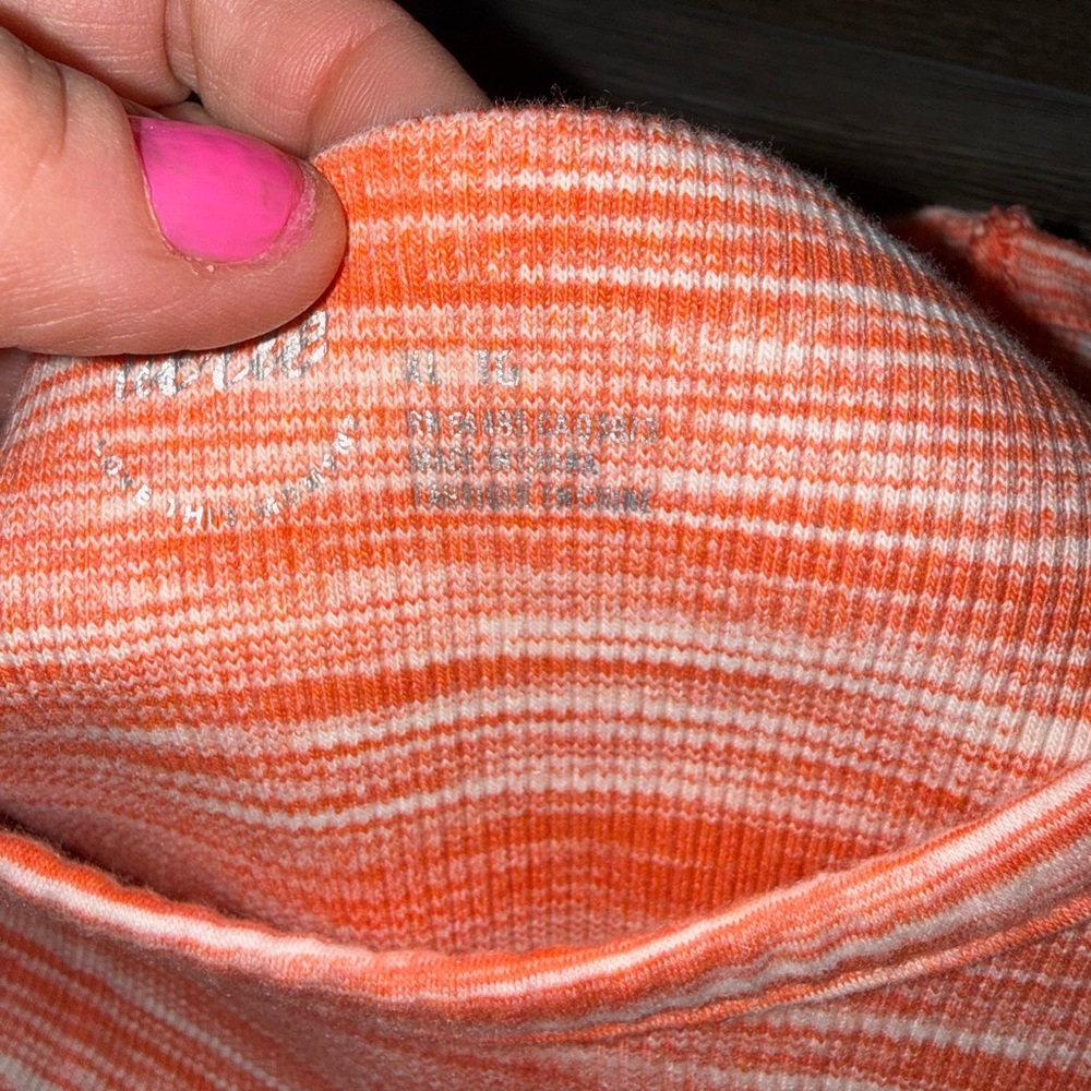 aerie Bundle NWOT XL and XS - Picture 4 of 4